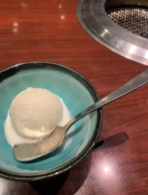 叙々苑　デザート　バニラアイスクリーム