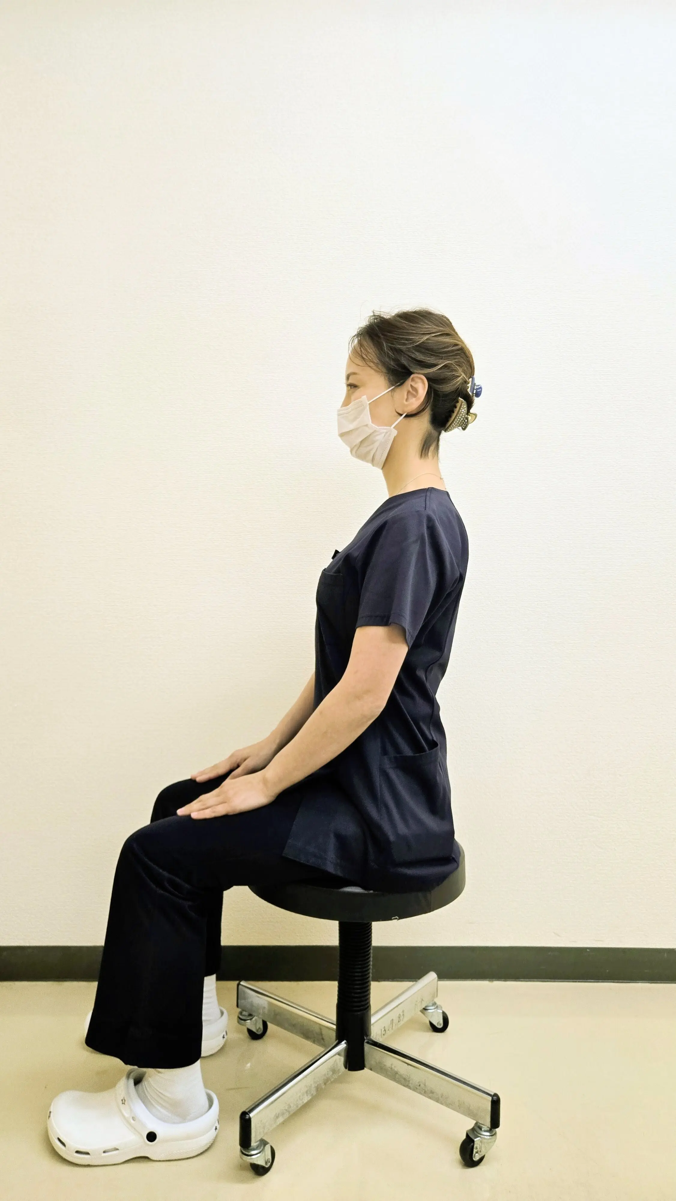 「後ろ姿年齢」は髪と姿勢で変わる—めざせ&quot;後ろ姿美人”①_1_3