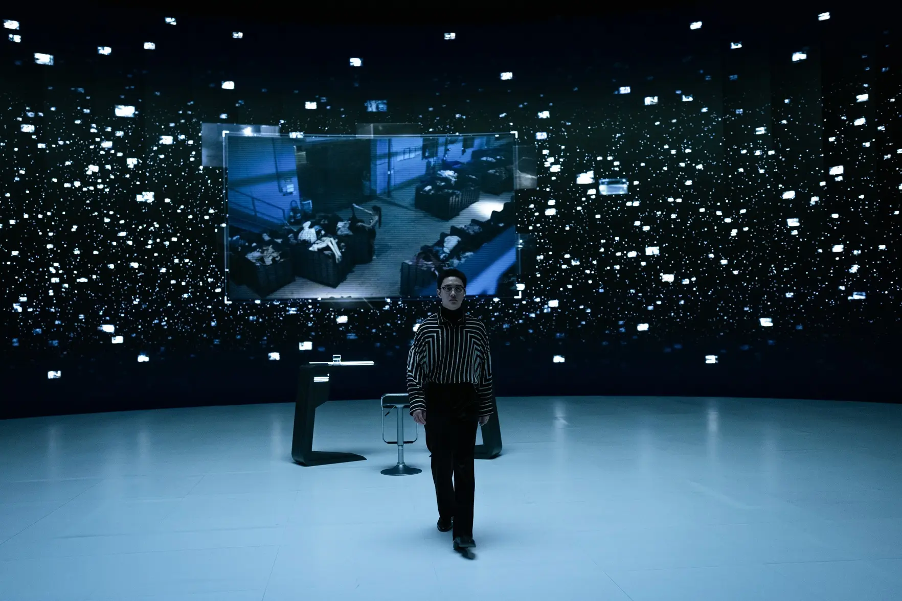 『捏造された都市』のド・ギョンス