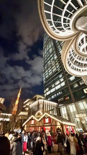 麻布台ヒルズのクリスマスマーケット