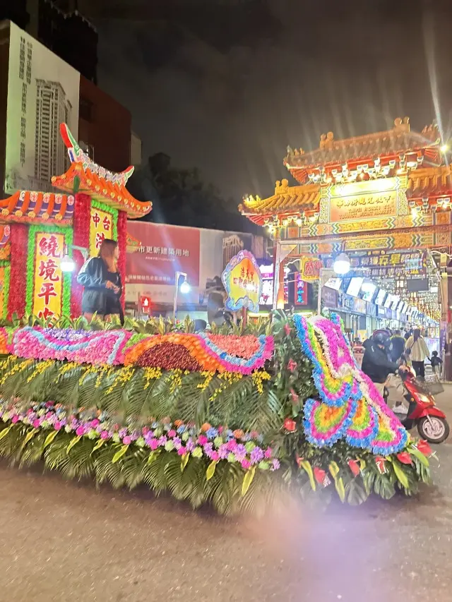 台北滞在記①　龍山寺で福を頂きました！_1_11