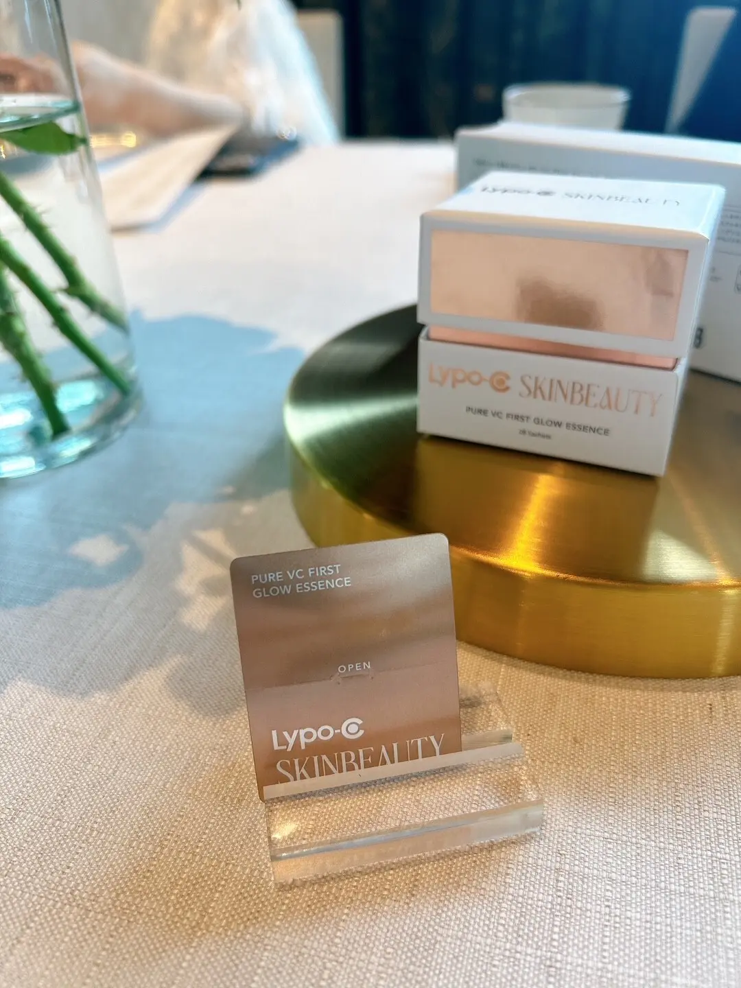 Lypo-C SKINBEAUTY ピュアVC ファースト グロウエッセンス 1mL×28包 ¥12,320/スピック(10月6日発売)