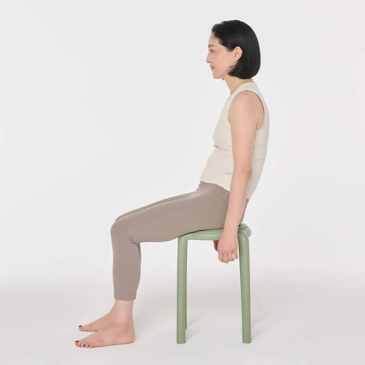 仙骨をつけて座る