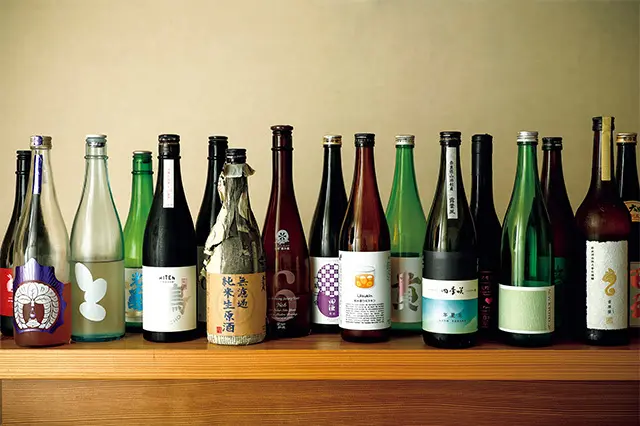 ワインのようなフルーティなタイプからキリッと辛口まで、日本酒の種類が豊 富
