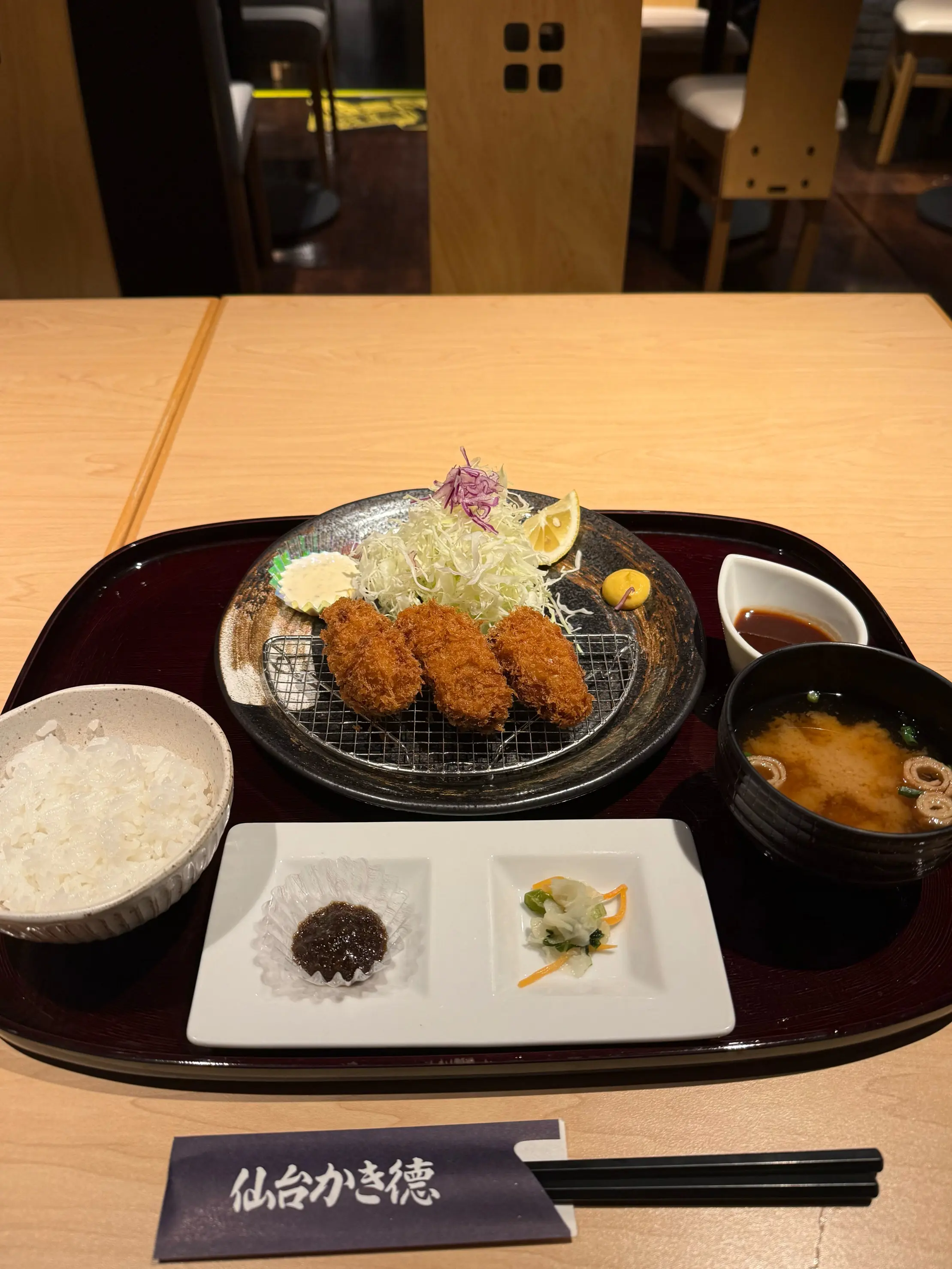 羽織るだけで見た目も気分も華やぐ♪ストールコーディネートで秋のお出かけ_1_44