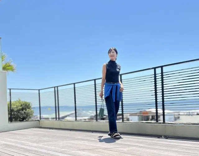 機能的なファッション × 海辺の美食 × 非日常のロケーション。_1_2