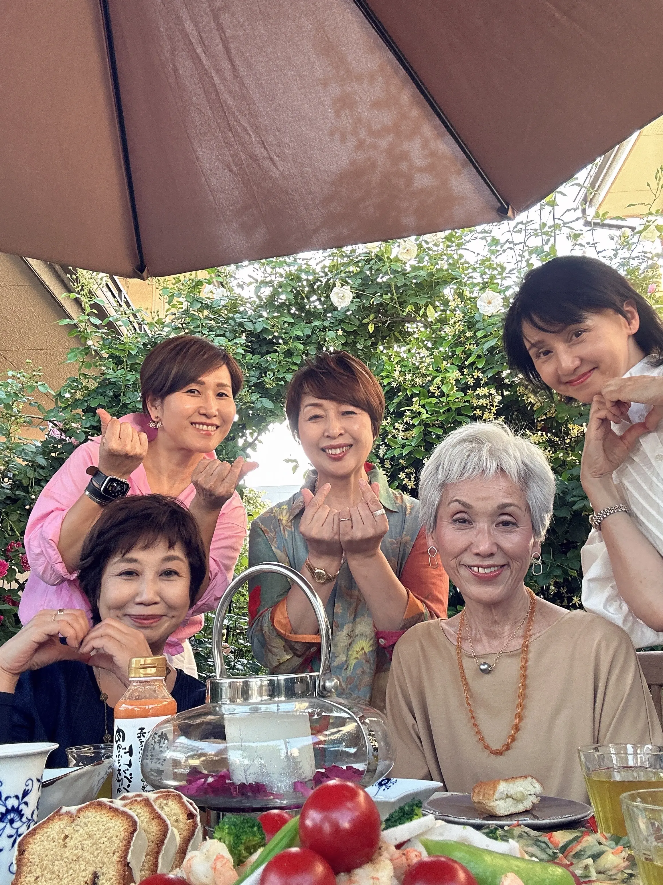 恒例のpotluck薔薇会へ_1_2-1