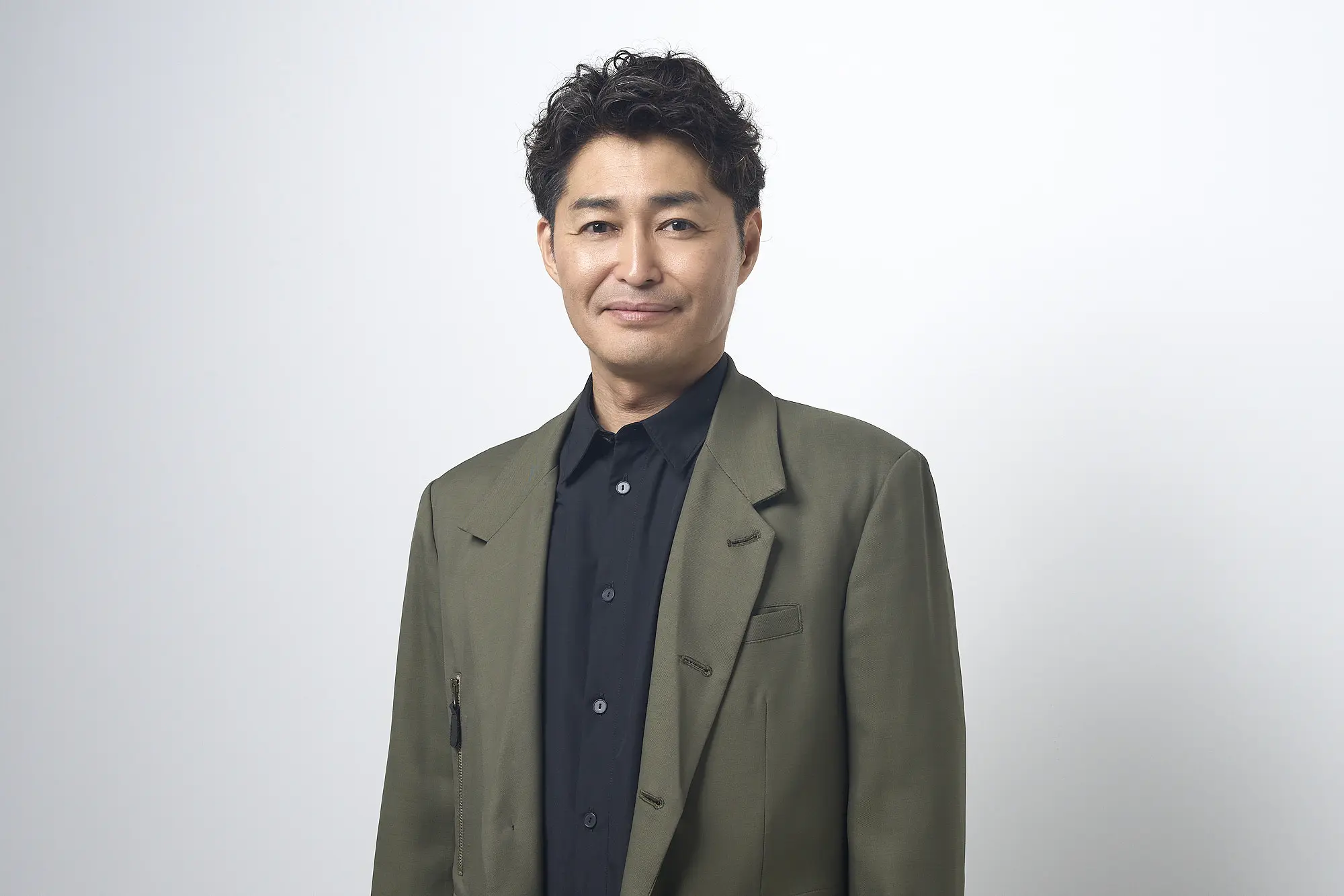 【安田顕さんインタビュー】自分自身に対する疑心暗鬼や強い復讐心、そうした思いが”怪物”という心の状態じゃないかと思った_1_3