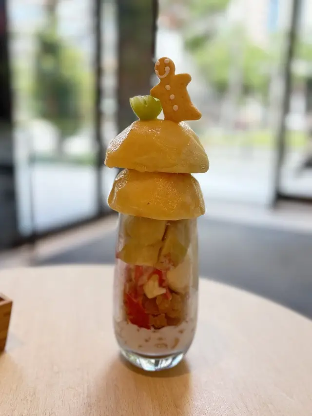 大人カジュアルで楽しむ夏の桃パフェ🍑_1_5