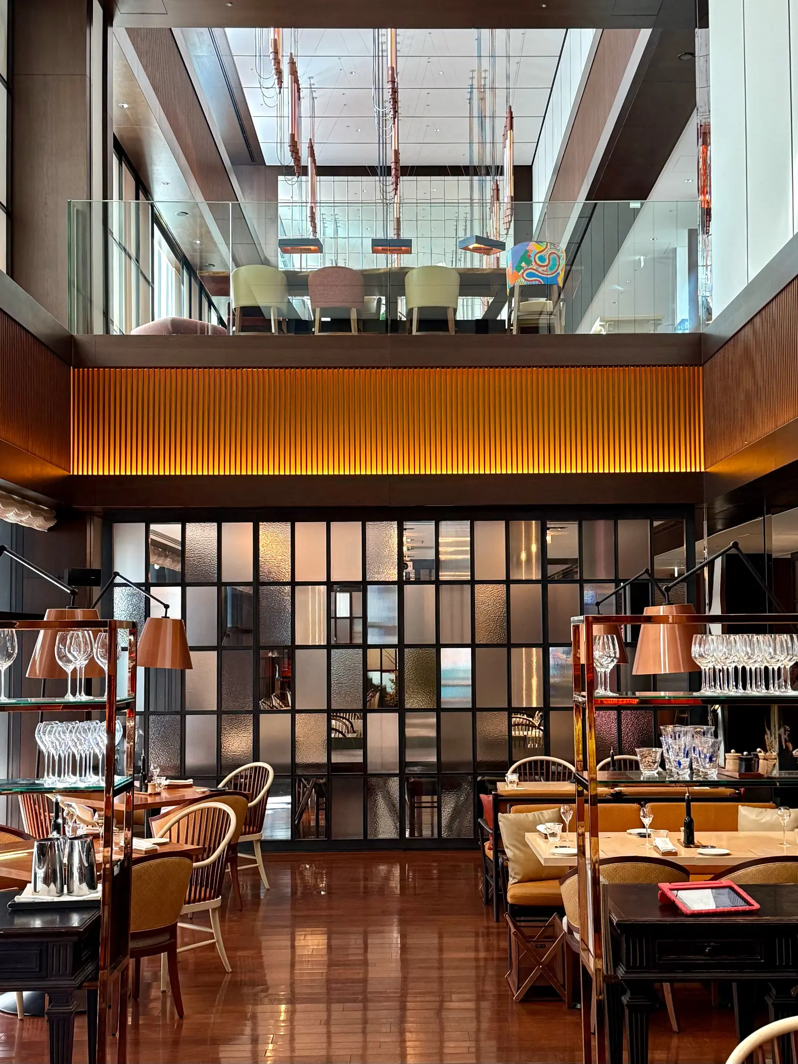 50代　冬のオシャレが華やぐボトムスでお出かけ♪_1_37