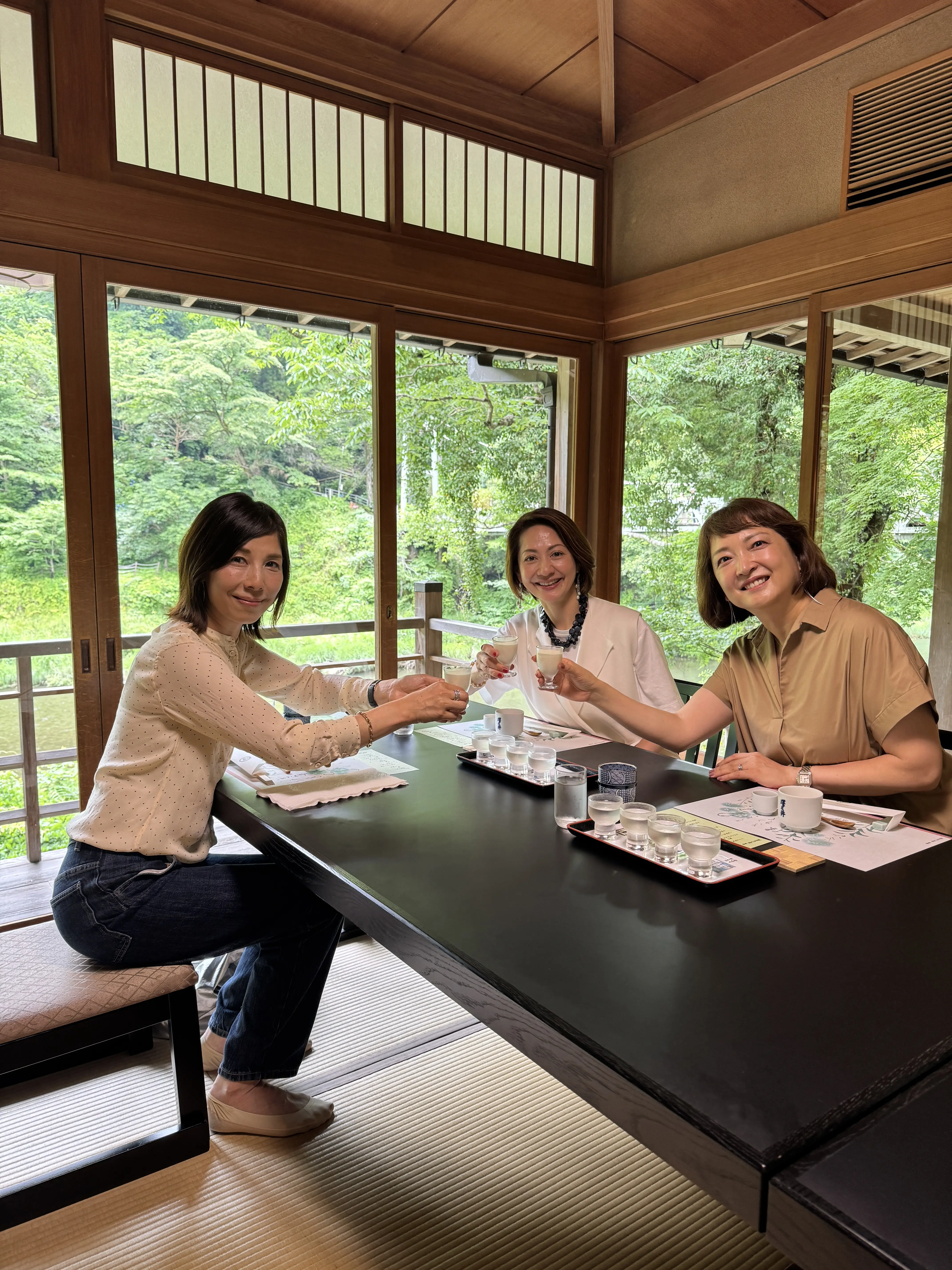 エクラ華組　岡部みわこ　綾部佳世　梅澤千佳子　澤乃井　ままごと屋