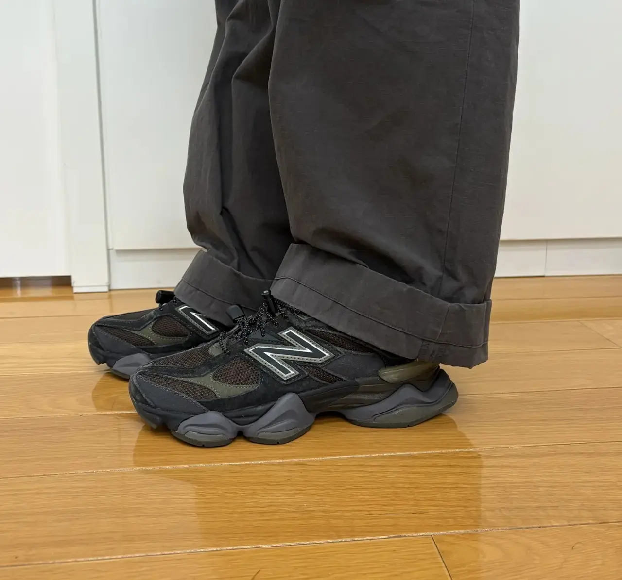 【エクラ編集部スタッフの愛用スニーカー】50代が選んだ「ニューバランス」はこれ！
