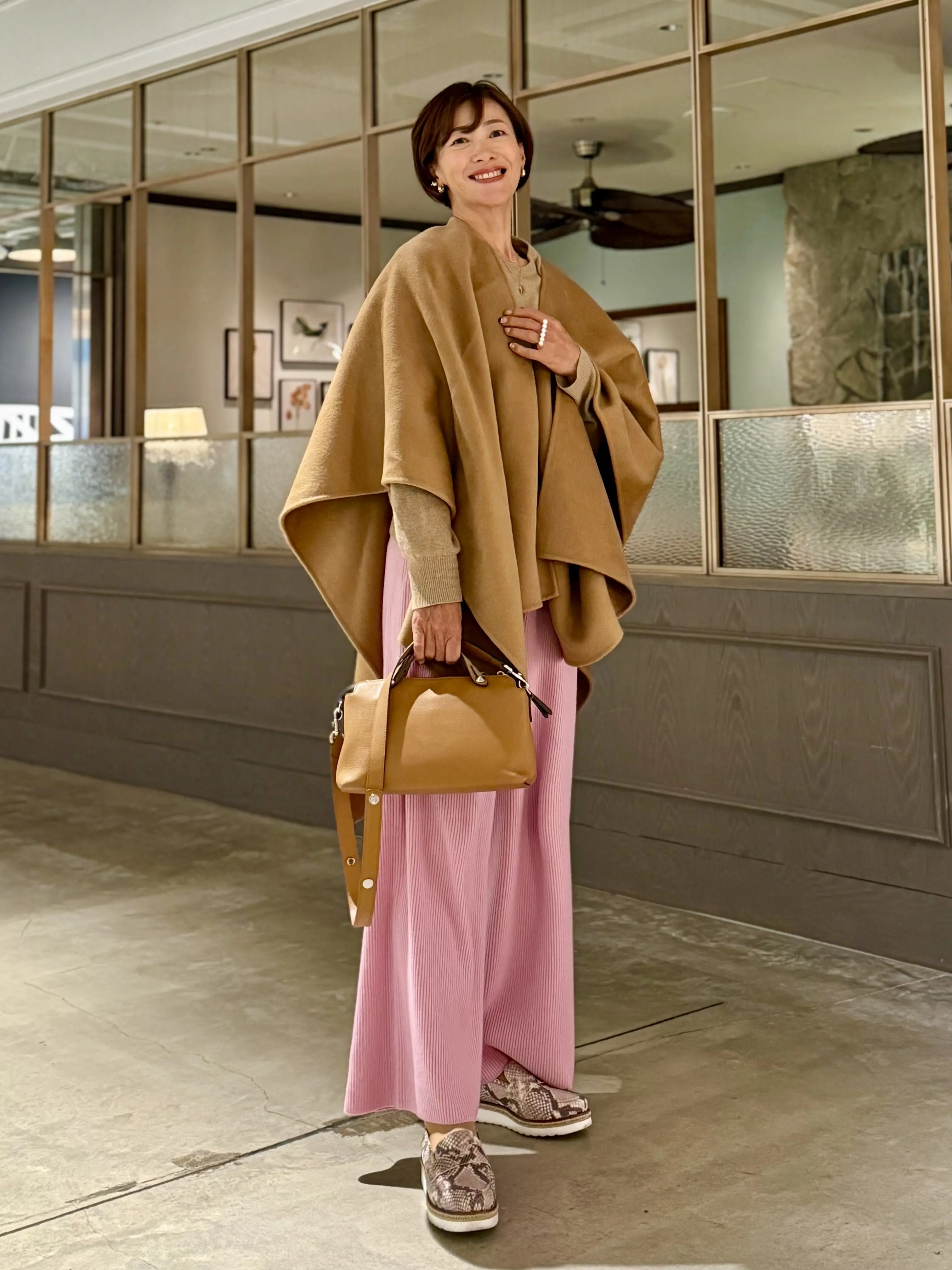 大人の「ピンク×キャメル」コーデ！華組メンバーと楽しむ横浜「Del Mar」ランチ_1_13