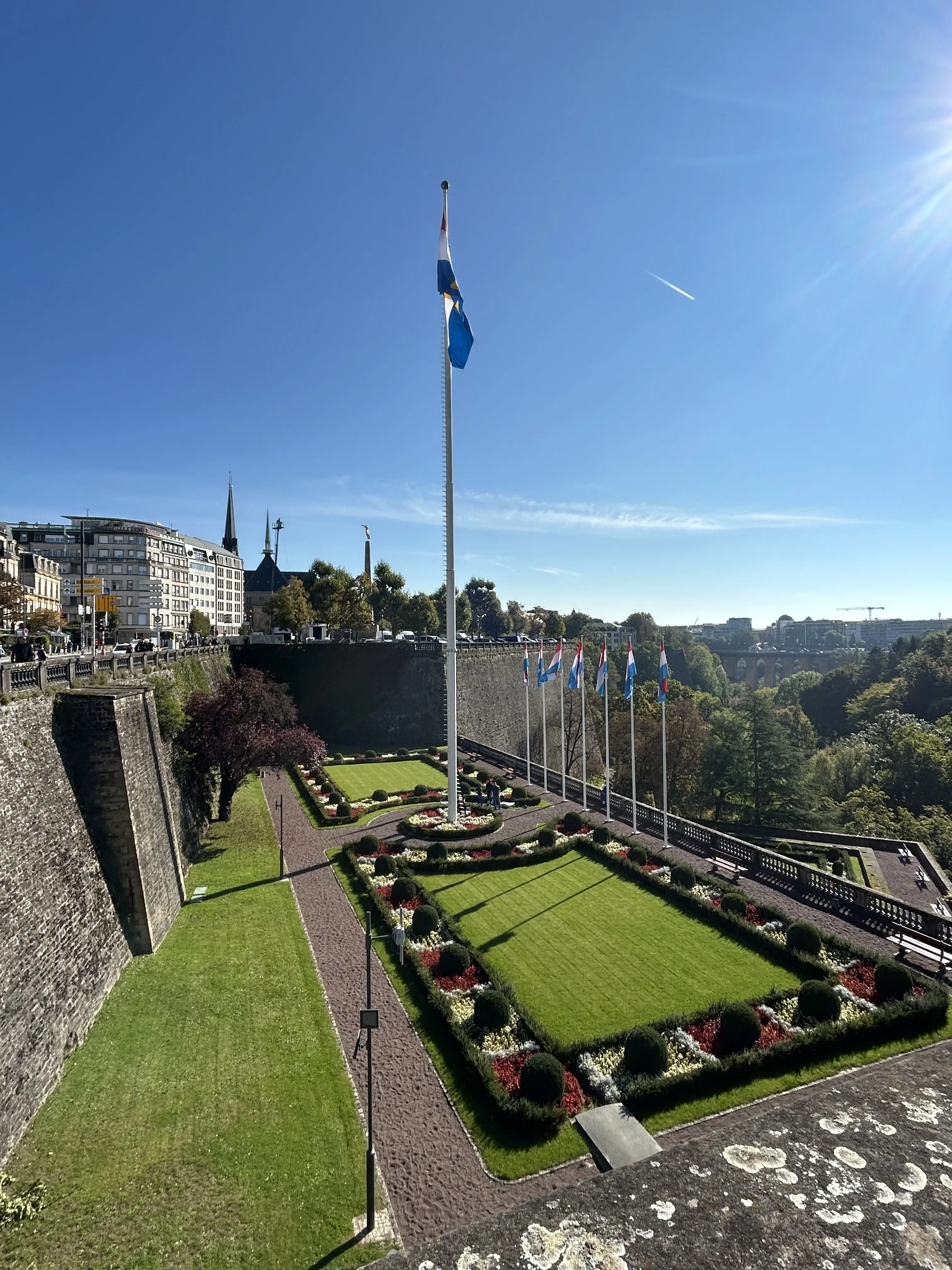 ルクセンブルク　（Groussherzogtum Lëtzebuerg）