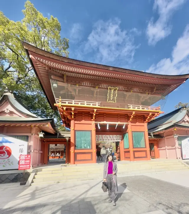 富士山本宮浅間大社 × ユニクロのジョガーパンツ_1_2