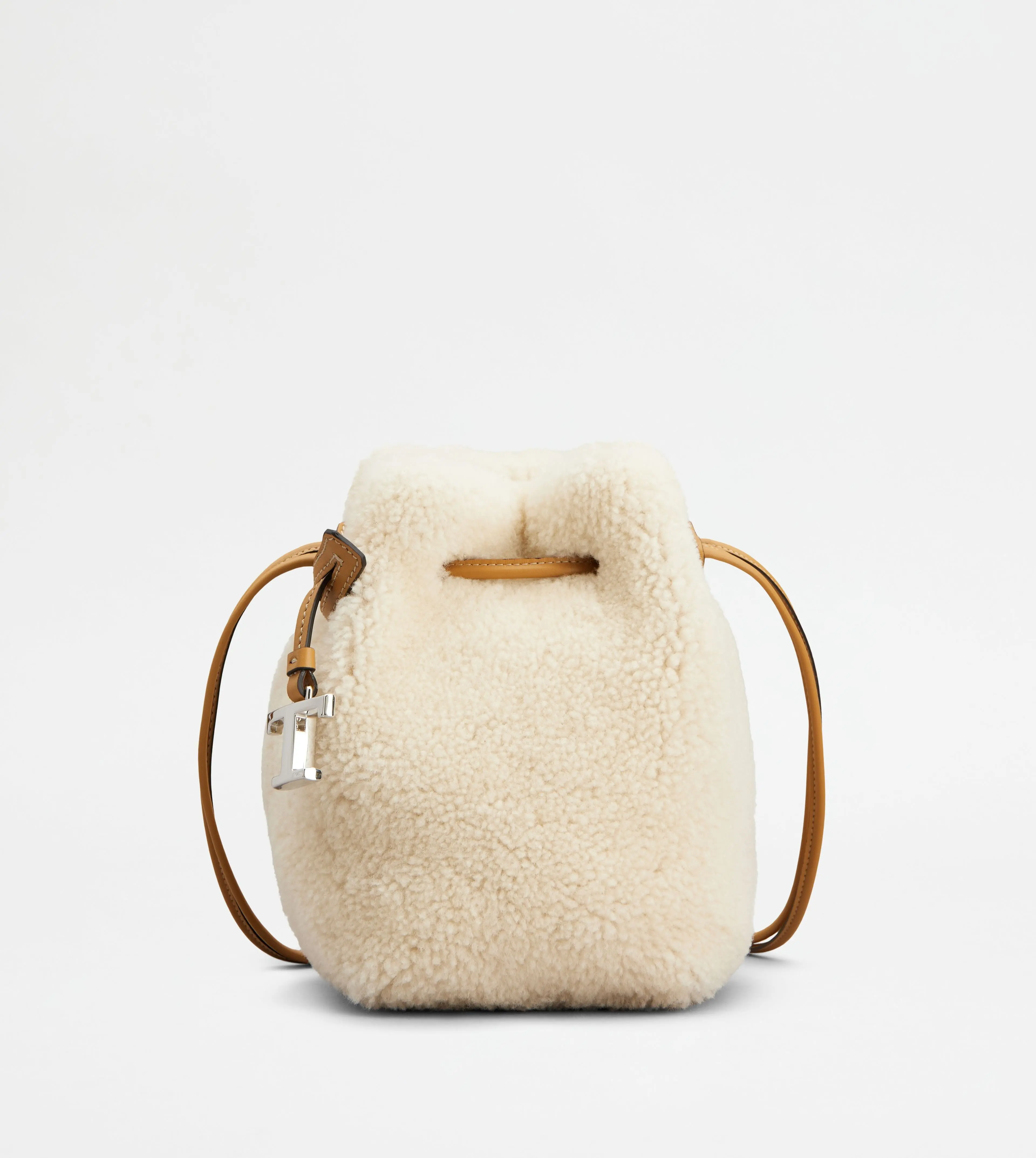 トッズ シアリング バケット バッグ マイクロ（ホワイト）