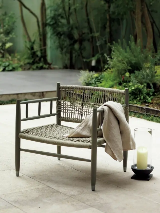 Lee Outdoor Arm Chair