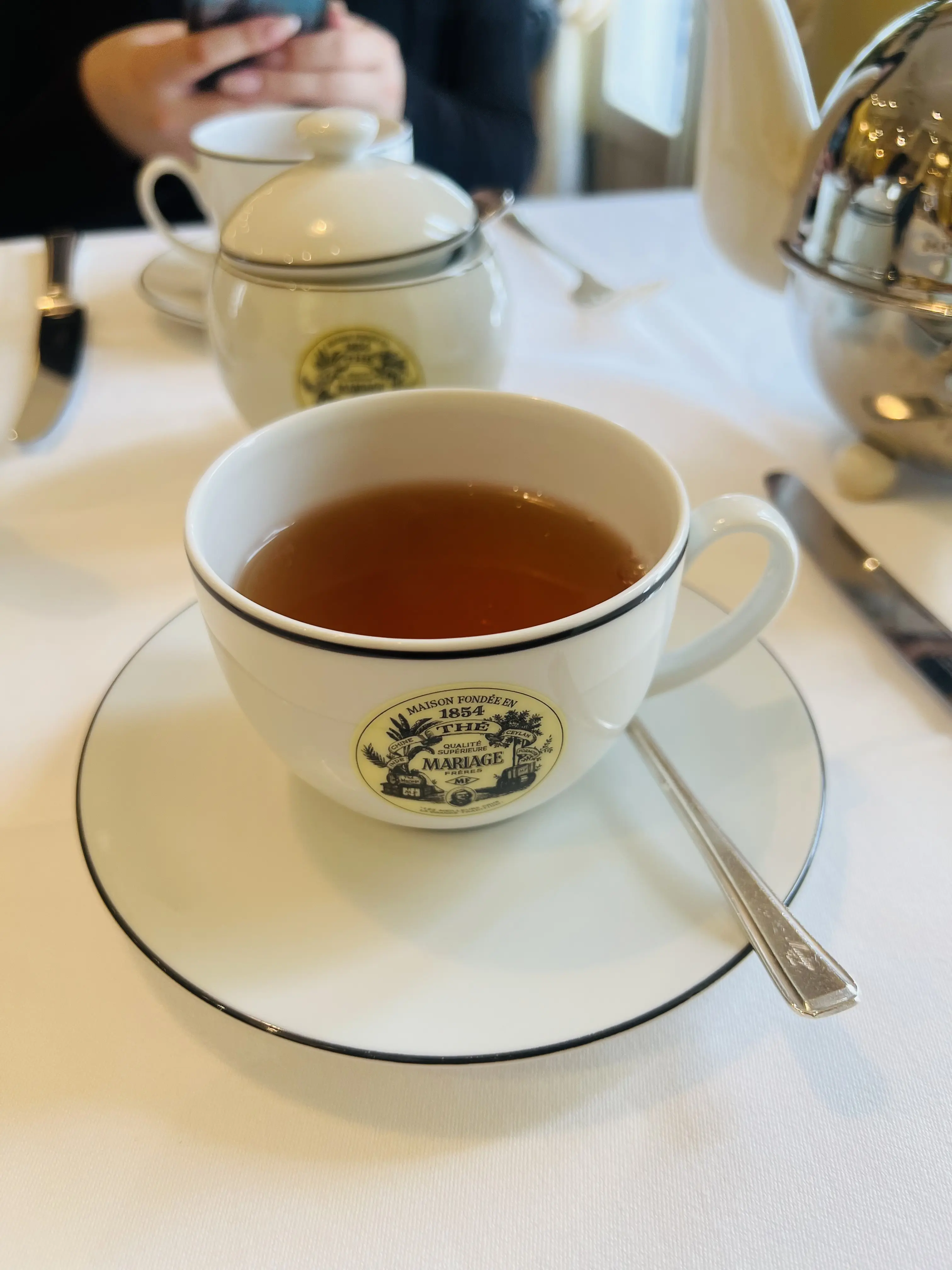 紅茶はメニューにお料理とおすすめのペアリングがあったので、おすすめ通りにオーダーしました！