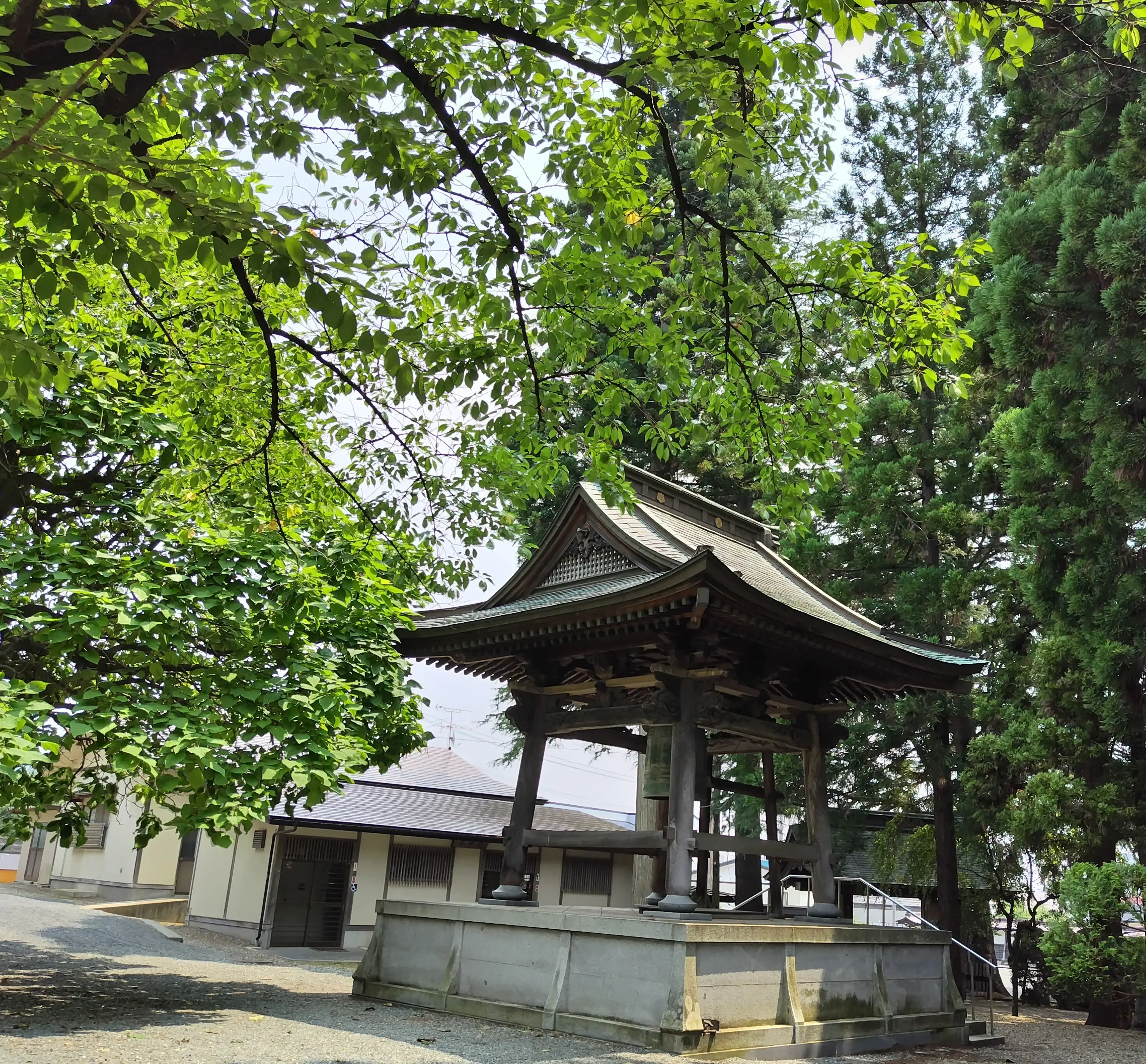 報恩寺　鐘楼