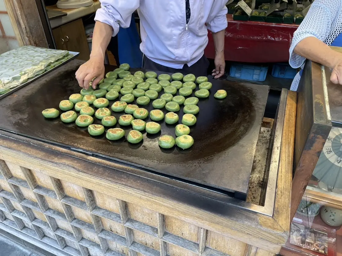 奈良 長谷寺 総本舗白酒屋 草福餅 おやき
