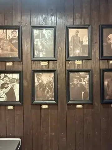 Lonestar Smoke House 内観