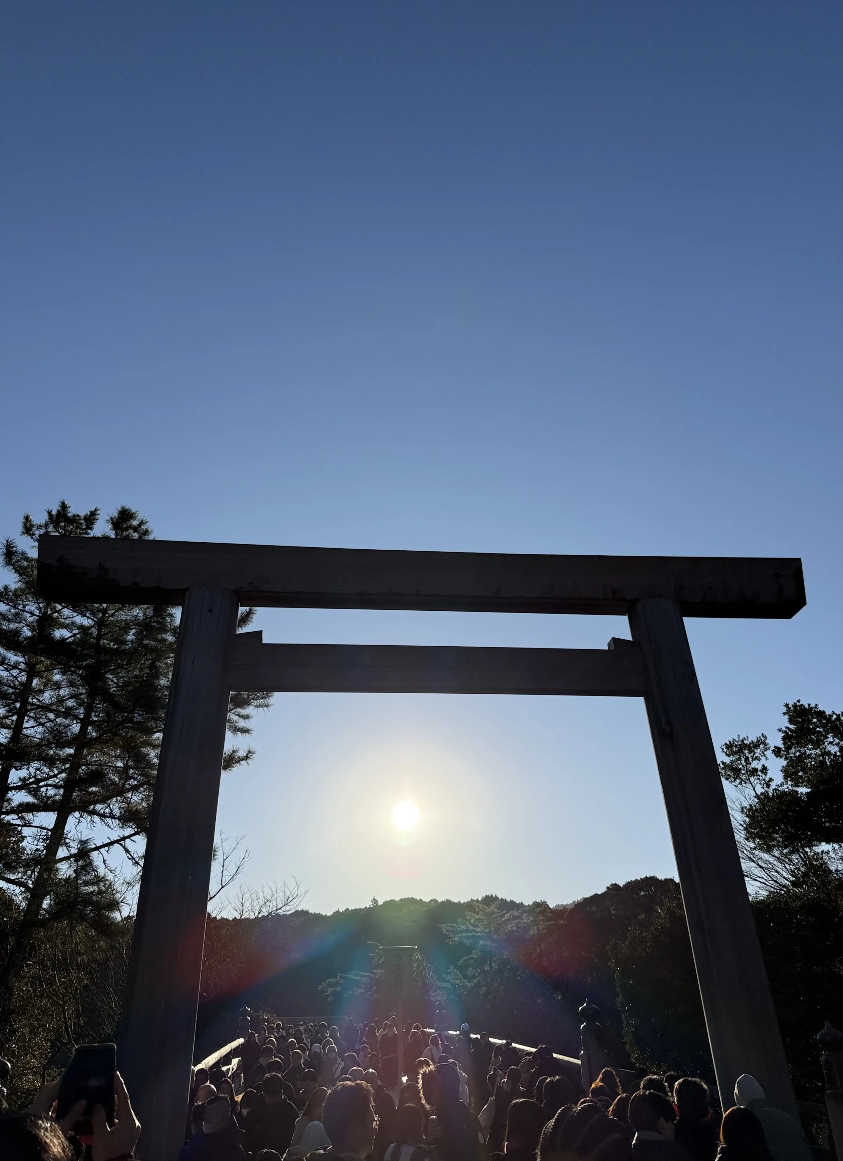 伊勢神宮　新年の挨拶　午年　外宮　内宮　ドライブ　神社　神社仏閣巡り　日の出　元旦　心が整う　朝の空気　パワースポット　パワースポット巡り　参拝　早朝参拝　初日の出　三重県　気が整う　初詣