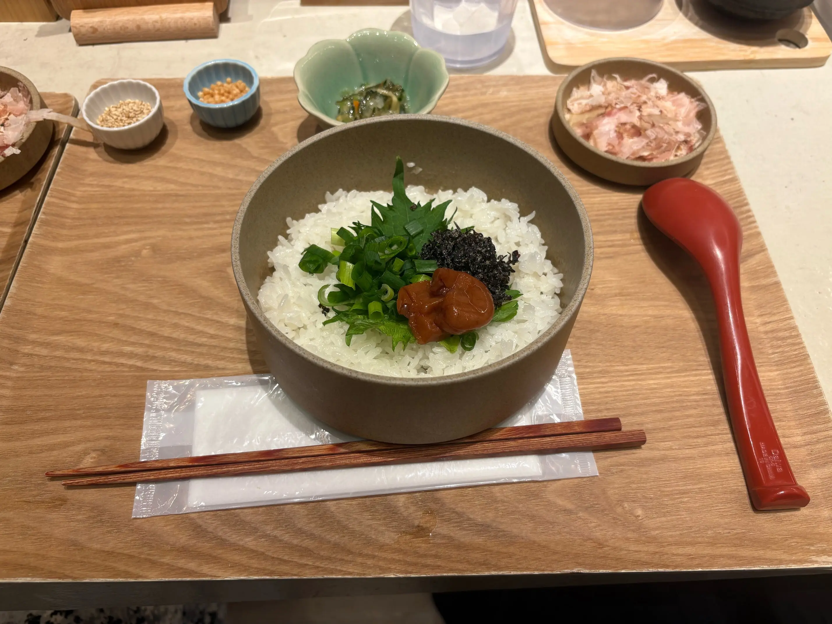 京都観光 京都タワー 清水寺 京都 大阪 滋賀 御朱印 上賀茂名物やきもち 二年坂 三年坂 おぶや 京都みやげ ねねの道 中村藤吉