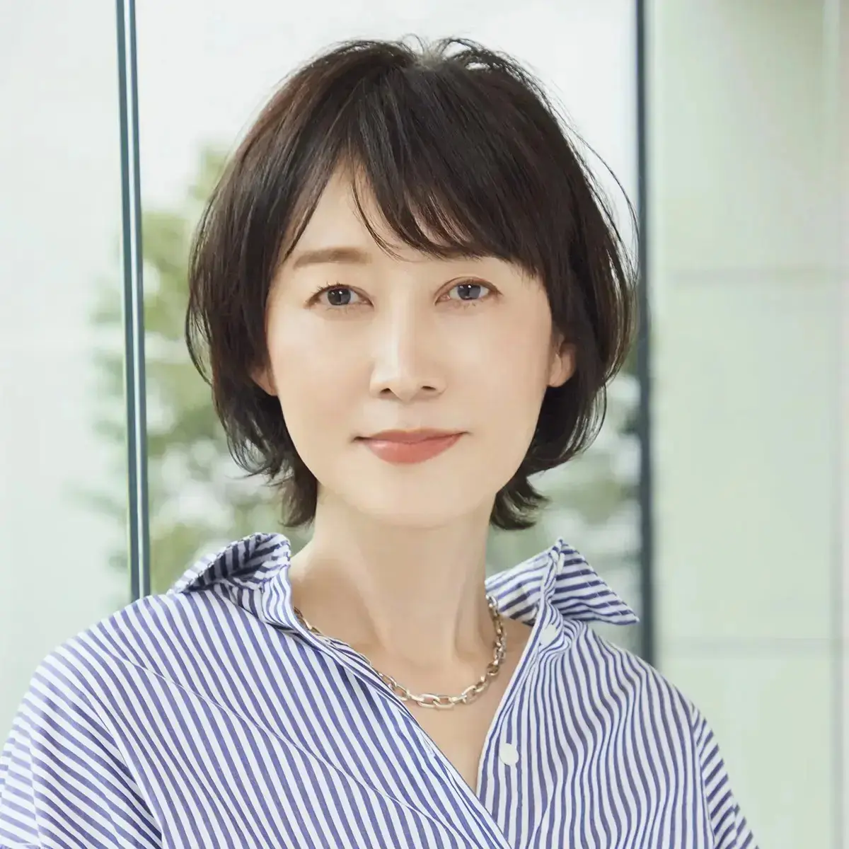 顔型カバーと印象アップ「ひし形ショートボブ」