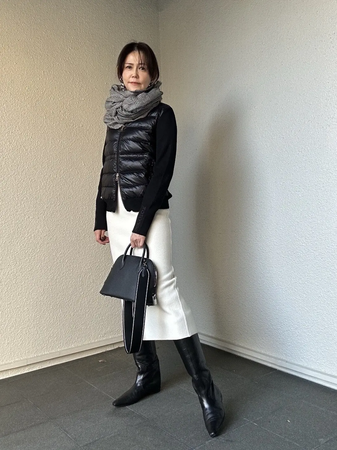 モンクレール ダウンニットカーディガン