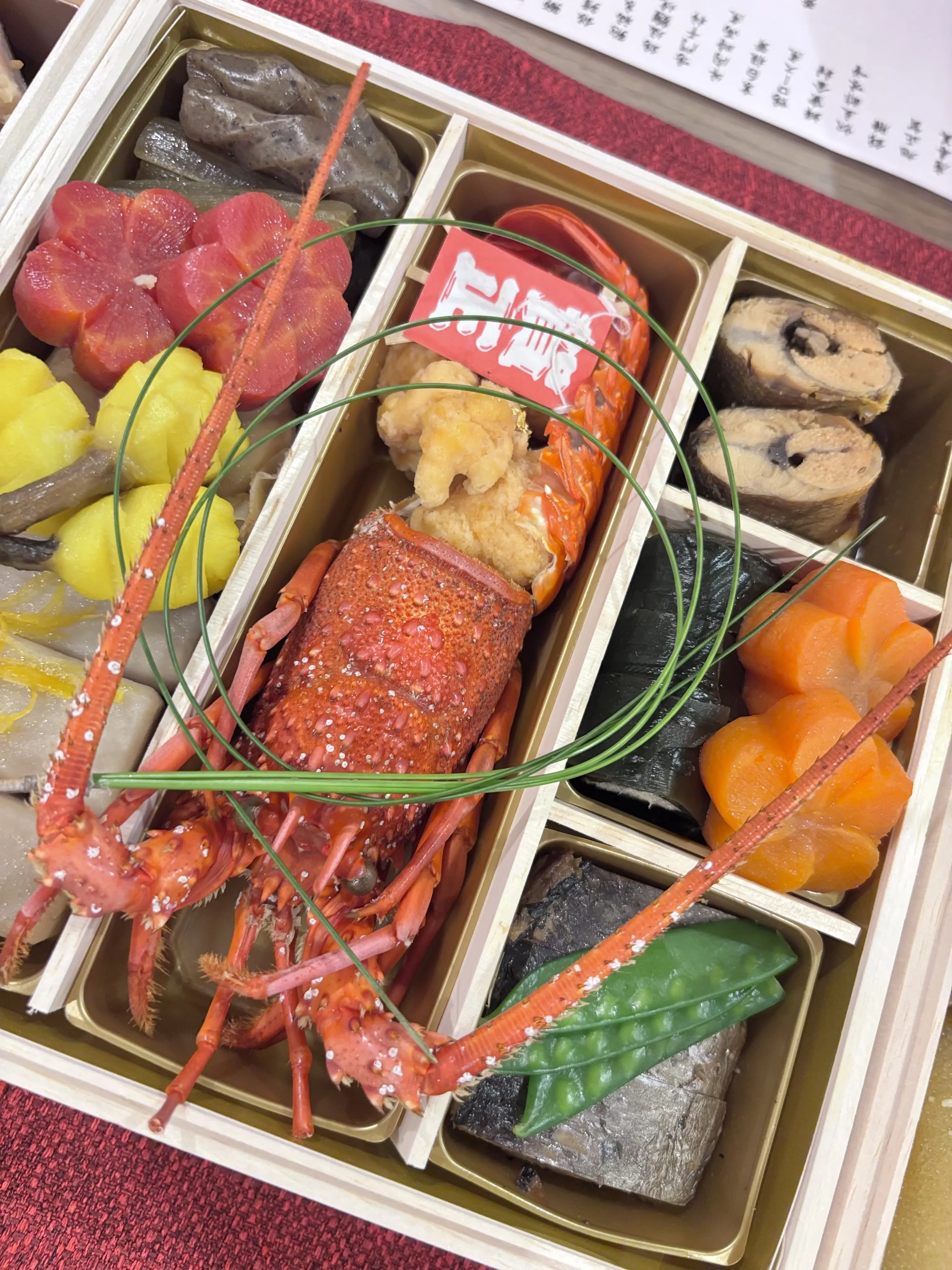 華やかなお節料理とシャンパンと♫_1_9