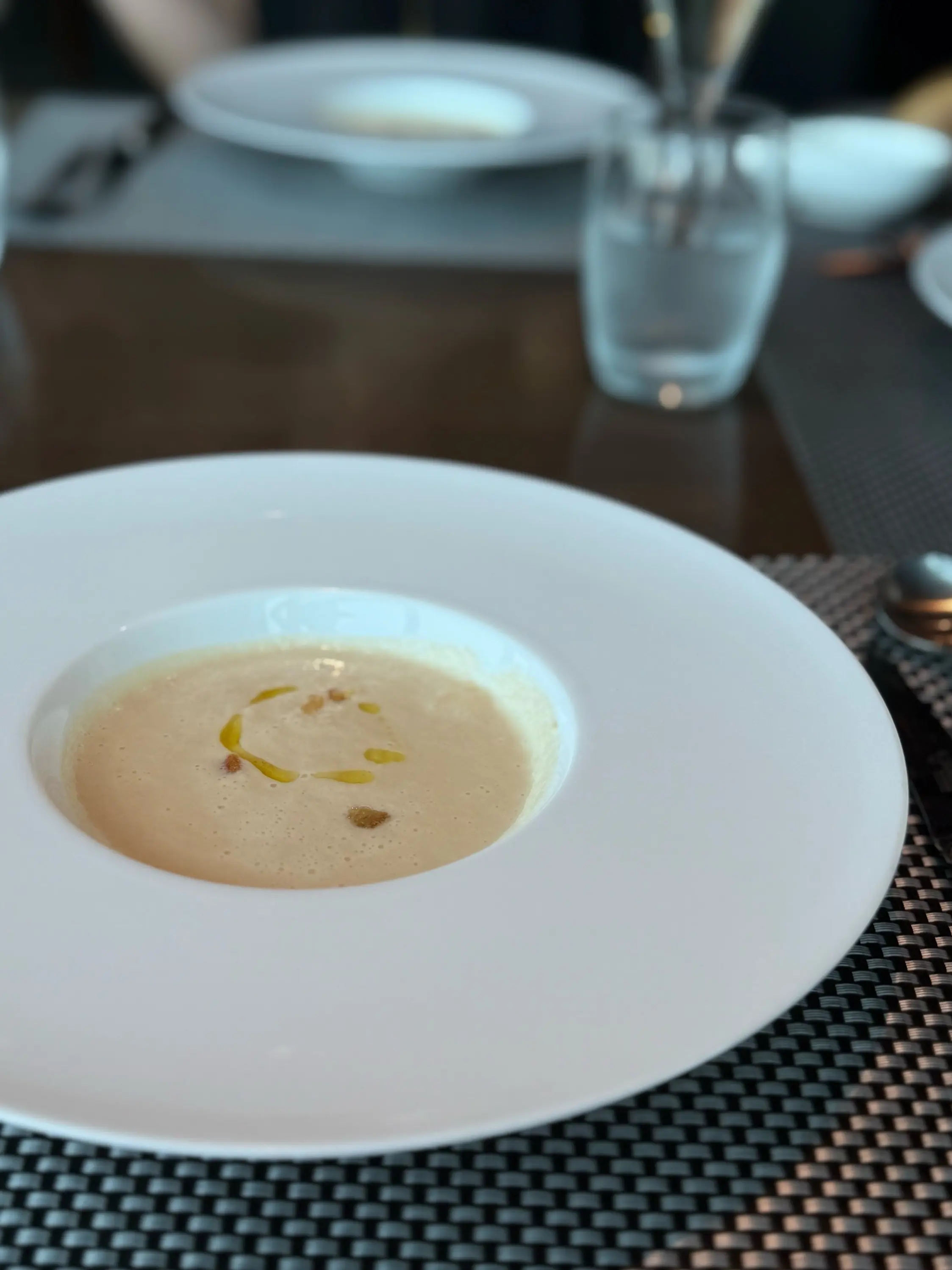 Prime42 steakhouse &amp; sky bar料理写真、新玉ねぎのスープ