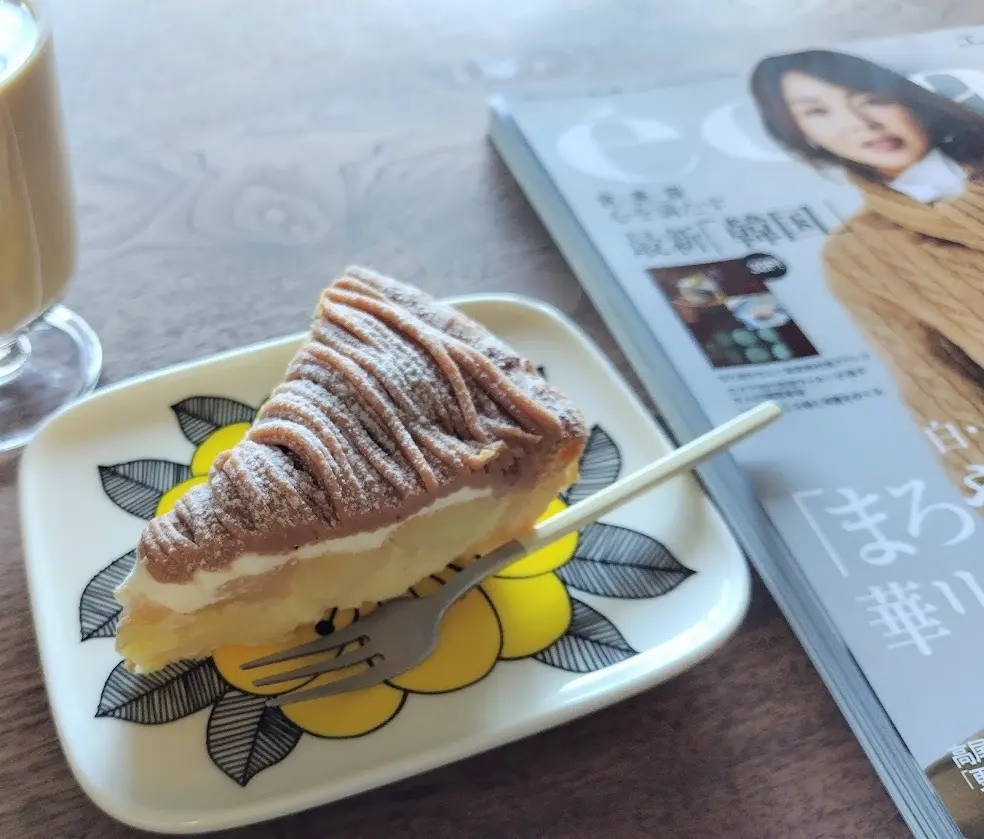  GRANNY SMITH APPLE PIE &amp; COFFEE 季節限定のモンブランアップルパイ　マリメッコ