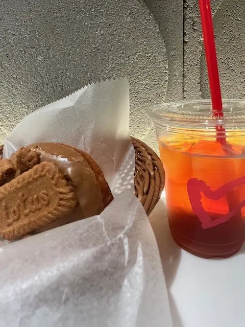 LOTUSクッキー　キャラメルクッキードーナツ　We　love　donut　オーガニックティー