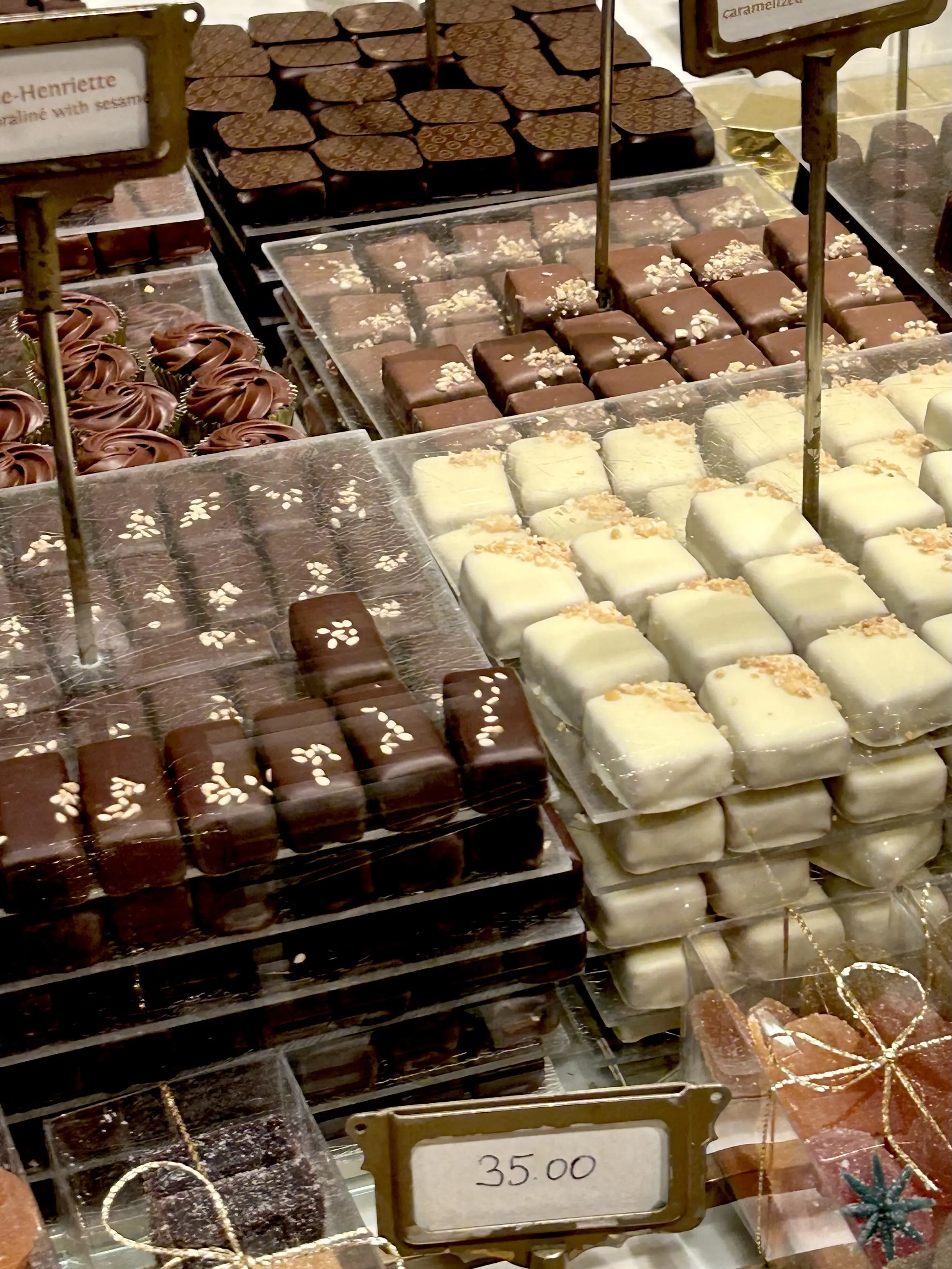 ベルギー　チョコレート　ノイハウス　　Neuhaus