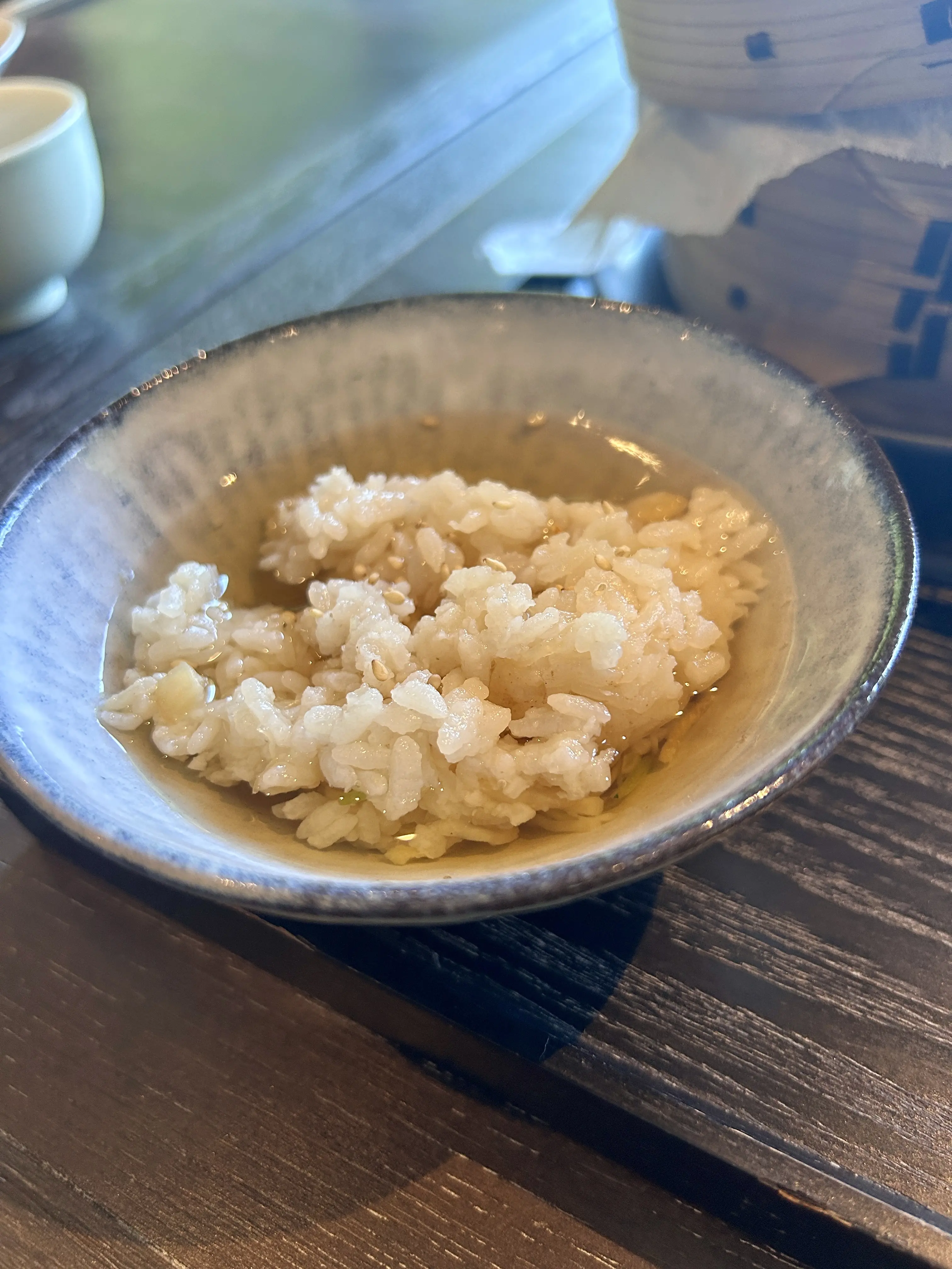 帆立ご飯は出汁茶漬けに