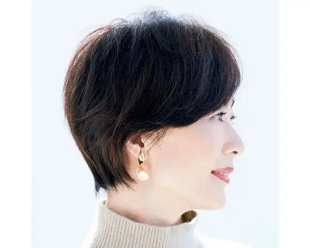 ショートだからこそ表現できる清楚(せいそ)な女らしさ