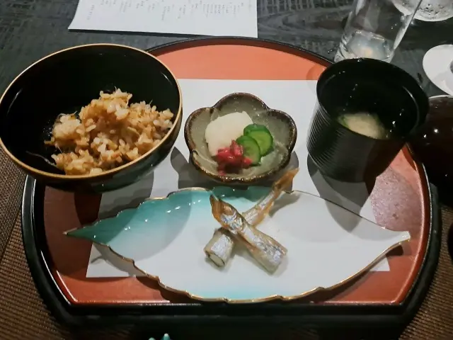 食事 茗荷飯 ししゃも 留椀 香の物