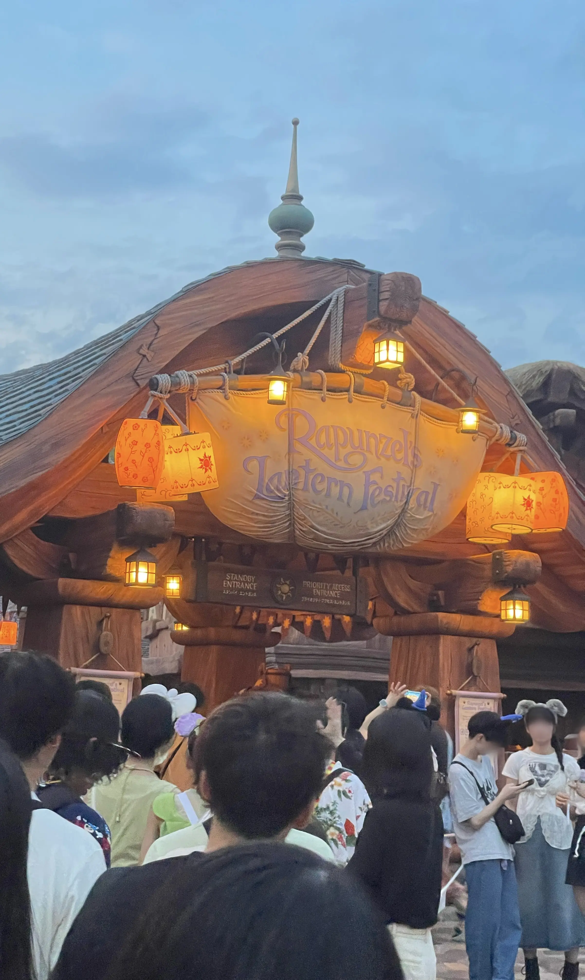 ディズニー、ディズニーリゾート、Fantasy Springs、ファンタジースプリングス、ラプンツェル、Disney、Disney Sea、Tokyo Disney Sea、Tokyo Disney RESORT、東京ディズニーシー、東京ディズニーリゾート、アレンデール、映えスポット、入り口