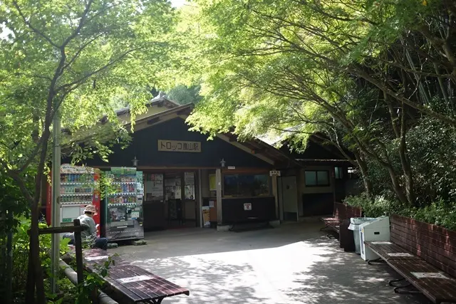 トロッコ嵐山駅