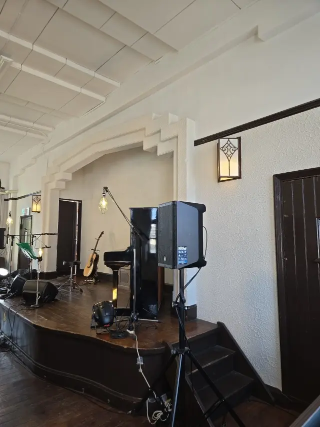 秋の京都ひとり旅・後篇  〜レトロな建物に響くアコースティックギターと歌声の暖かな余韻～_1_11