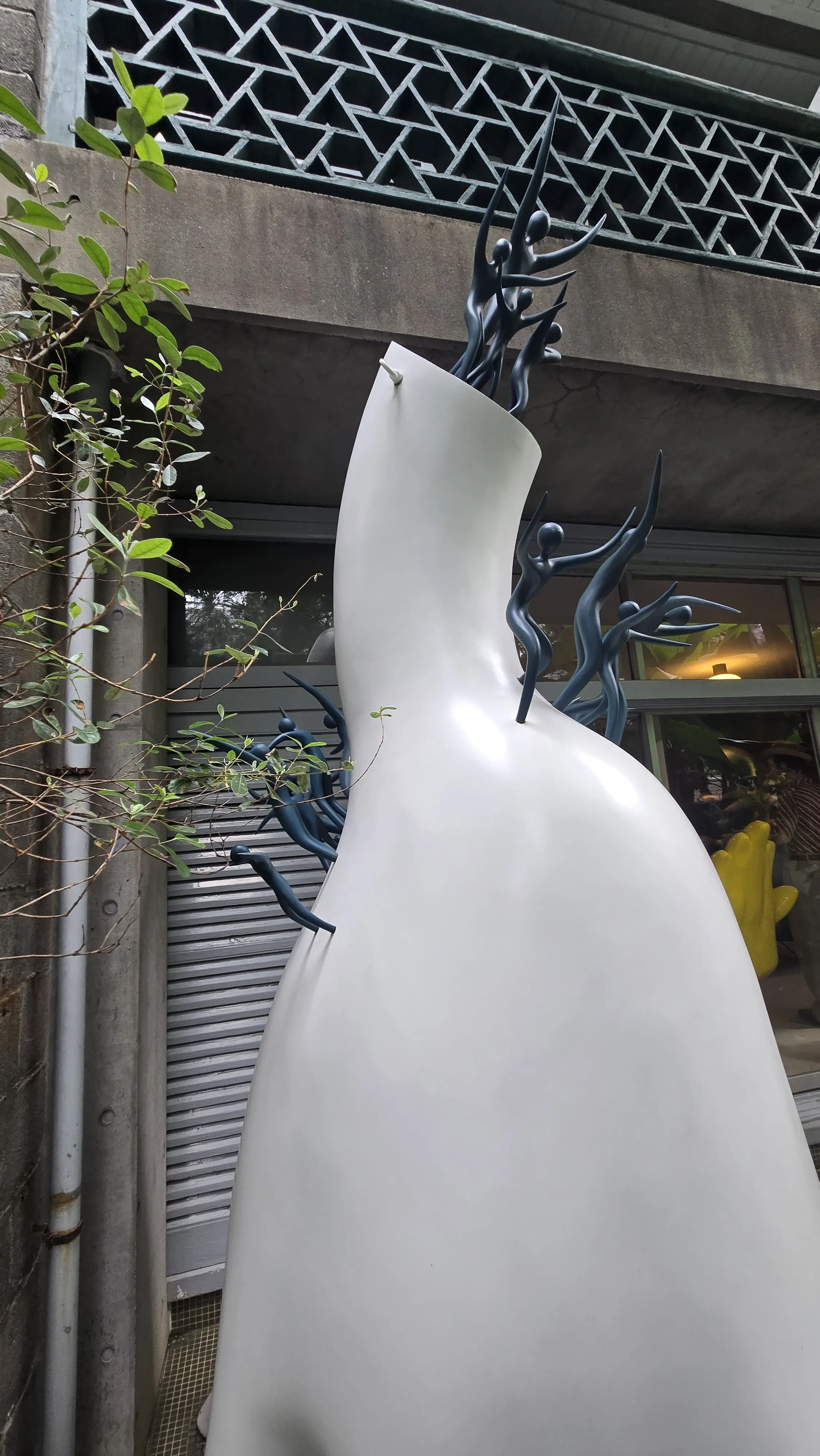 家族で感じる「岡本太郎」—芸術は爆発だ!秋のアート旅②_1_3-2