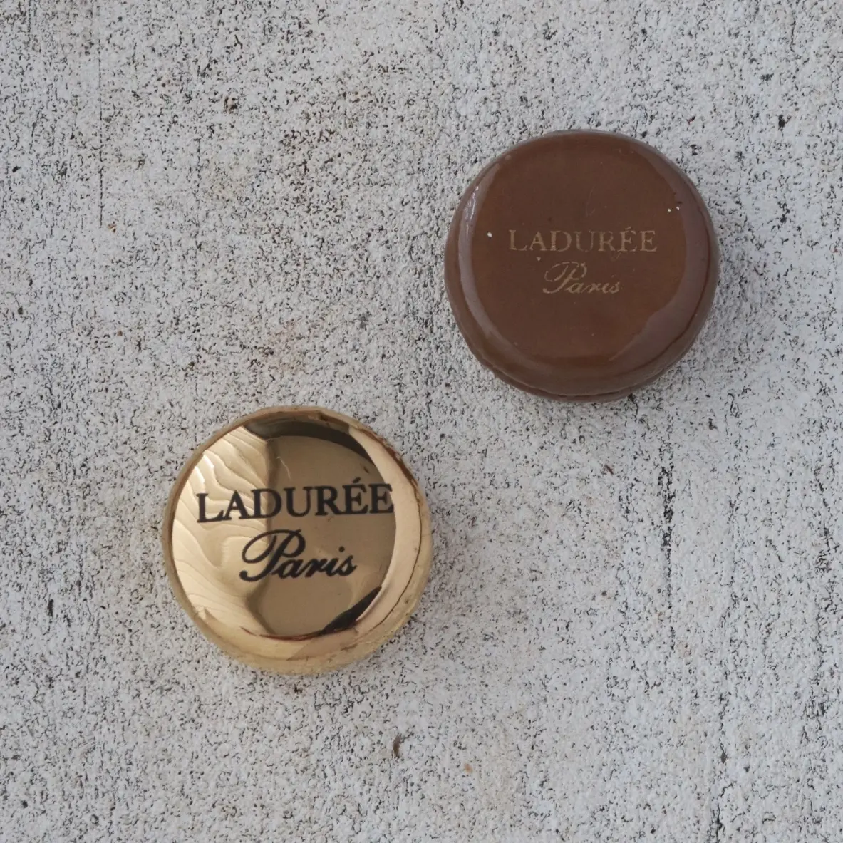 Ladurée（ラデュレ）　 Galette des Rois（ガレット・デ・ロワ）　三越銀座