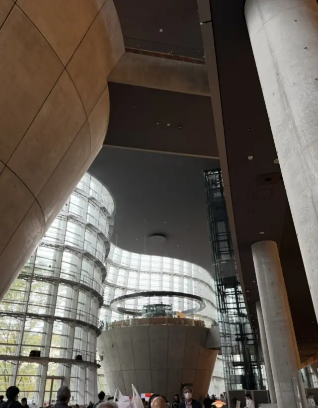 美術館に映画に芸術を楽しむ秋、乃木坂から日本橋へ_1_12