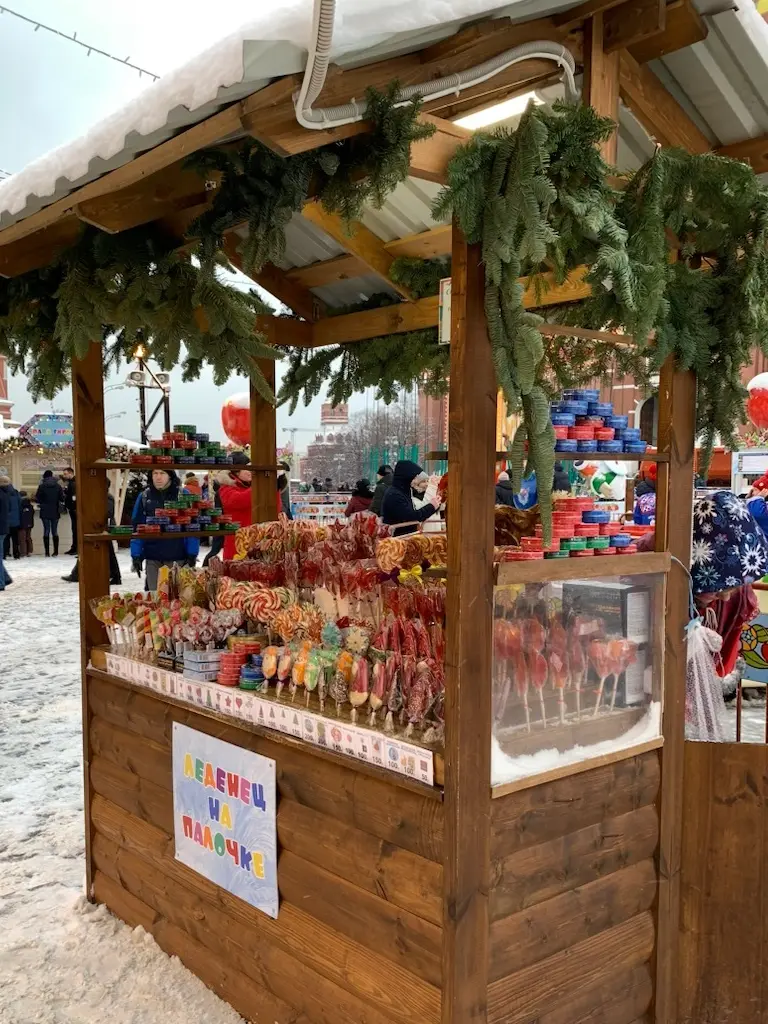赤の広場のクリスマスマーケット
