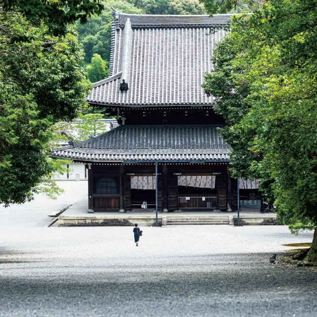 京都の皇室ゆかりの社寺　泉涌寺