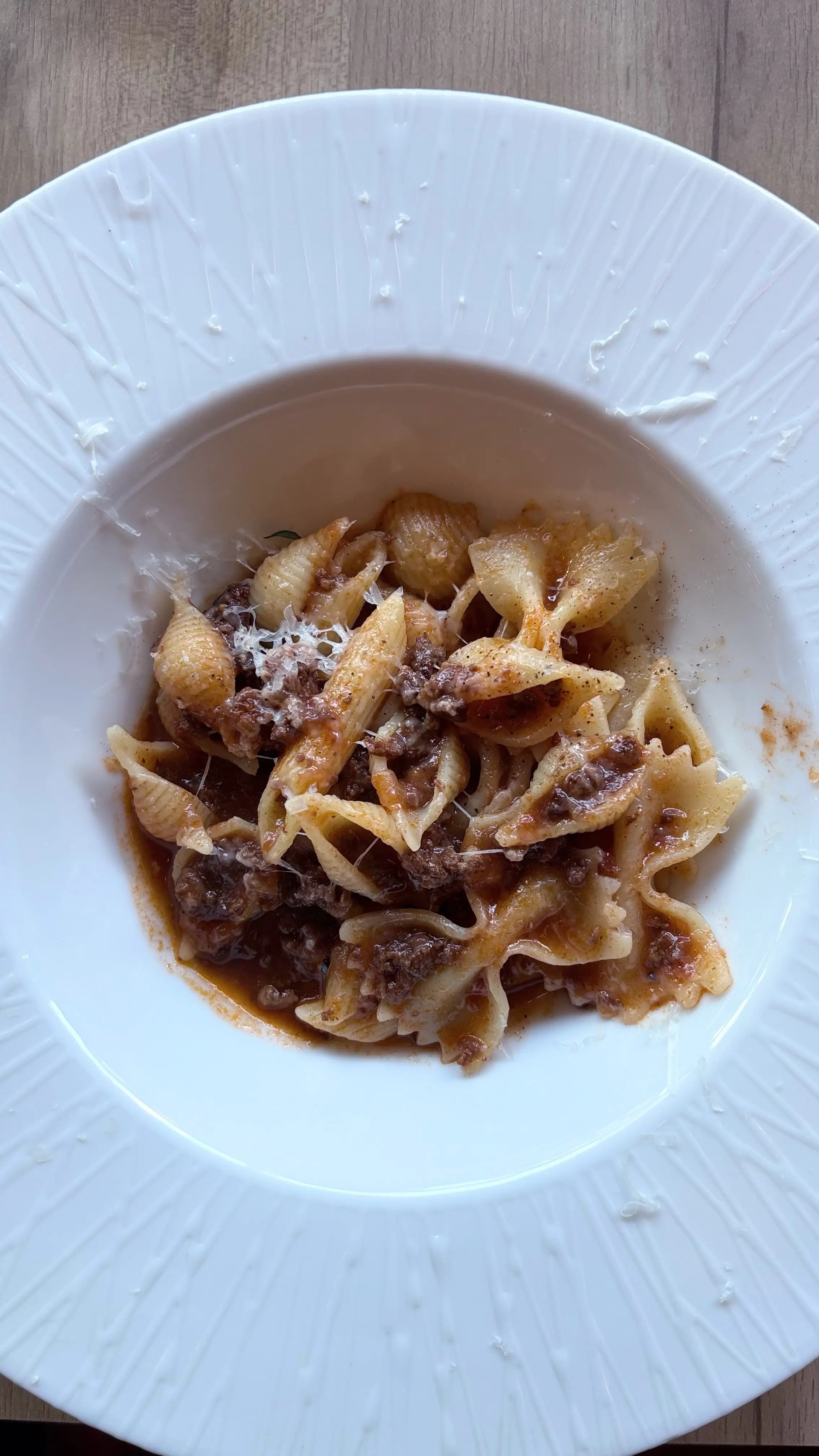 ボロネーゼショートパスタ