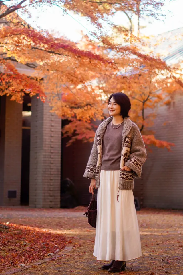 彩りの秋、紅葉真っ盛りの山中湖ドライブ♪熱々ほうとうや超人気カフェ♪_1_13