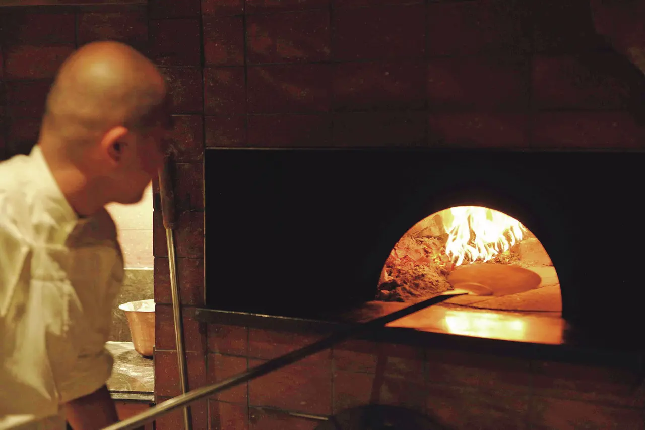 千葉県での時間をともにしたピッツァ窯と鈴川さん