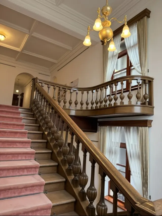 美しいバラと紅葉、旧古河庭園へ_1_9