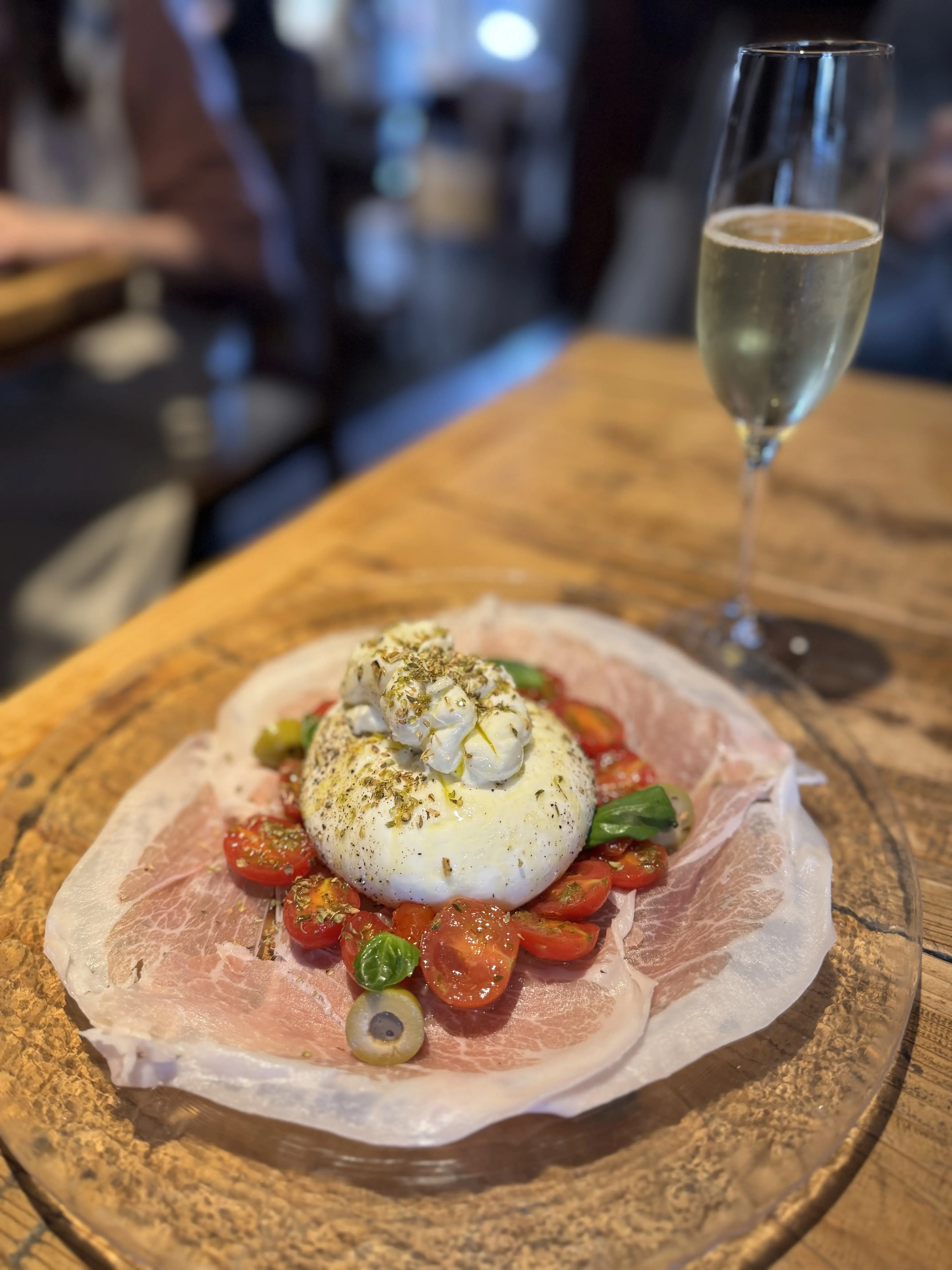 ショートトレンチでつくる大人カジュアルの鎌倉スタイル_1_4-1